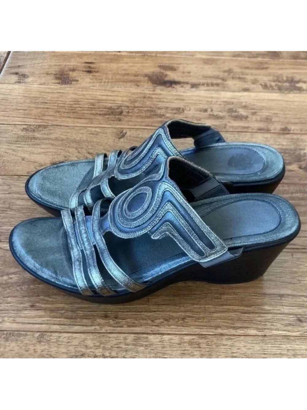 Naot Metallic Pewter Platform Wedge Slide Sandals Comfort Size 41